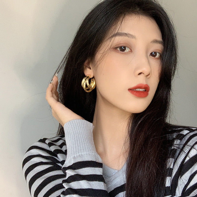 High quality elegant Round Silver and gold earrings