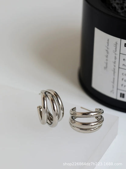 High quality elegant Round Silver and gold earrings
